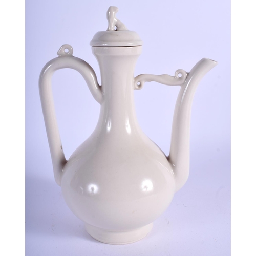 1027 - AN EARLY 20TH CENTURY CHINESE QINGBAI PORCELAIN EWER Late Qing/Republic. 18 cm high.