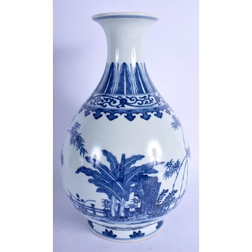 1153 - A GOOD CHINESE BLUE AND WHITE PORCELAIN YUHUCHUMPING VASE Daoguang mark and possibly of the period, ... 