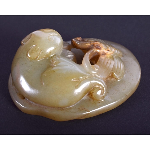 1238 - AN EARLY 20TH CENTURY CHINESE CARVED GREEN JADE CAT Late Qing, modelled beside a butterfly. 4.25 cm ... 