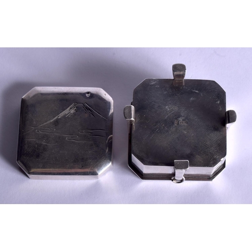 1388 - A 19TH CENTURY JAPANESE MEIJI PERIOD SILVER BOX AND COVER decorated with Mt Fuji. 88 grams. 5 cm squ... 