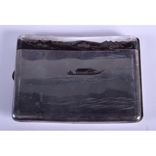 1444 - AN EARLY 20TH CENTURY JAPANESE MEIJI PERIOD SILVER CIGARETTE CASE decorated with a geisha. 99 grams.... 