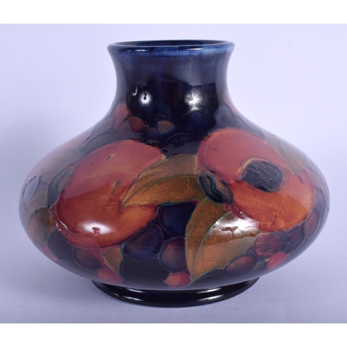 149 - A MOORCROFT POMEGRANATE VASE. 12.5 cm wide.