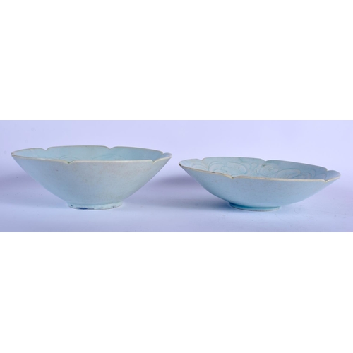 1563 - A FINE NEAR PAIR OF 12TH/13TH CENTURY CHINESE QINGBAI FOLIATE RIM BOWLS Northern Song Dynasty, incis... 