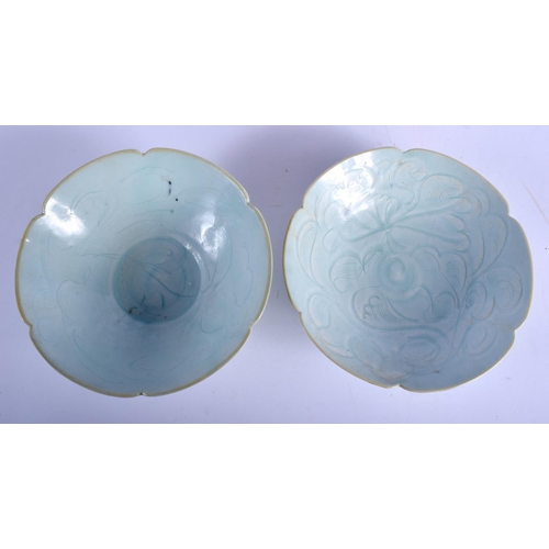 1563 - A FINE NEAR PAIR OF 12TH/13TH CENTURY CHINESE QINGBAI FOLIATE RIM BOWLS Northern Song Dynasty, incis... 