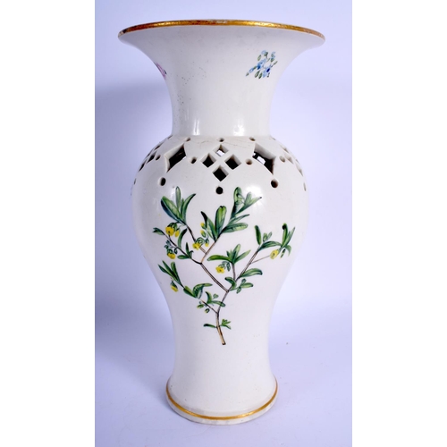 158 - A LARGE 18TH CENTURY WORCESTER VASE with reticulated neck, painted with flowers. 28 cm high.