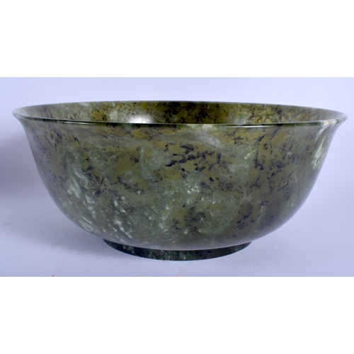 1586 - A VERY LARGE EARLY 20TH CENTURY CHINESE SPINACH JADE BOWL Late Qing/Republic. 33 cm x 12 cm.