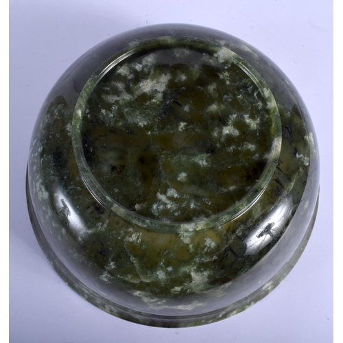 1586 - A VERY LARGE EARLY 20TH CENTURY CHINESE SPINACH JADE BOWL Late Qing/Republic. 33 cm x 12 cm.