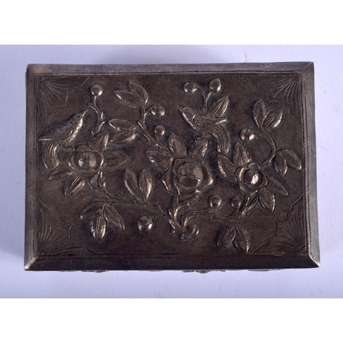 1608 - A 19TH CENTURY CHINESE EXPORT SILVER BOX AND COVER decorated with foliage. 213 grams. 10 cm x 8 cm.