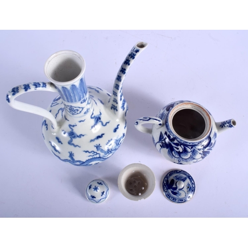 1627 - A CHINESE BLUE AND WHITE COFFEE POT 20th Century, together with a smaller teapot. Largest 24 cm high... 