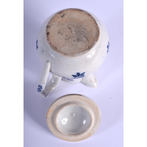 174 - AN 18TH CENTURY FRENCH BLUE AND WHITE SPARROW BEAK JUG AND COVER printed with flowers. 10.5 cm high.