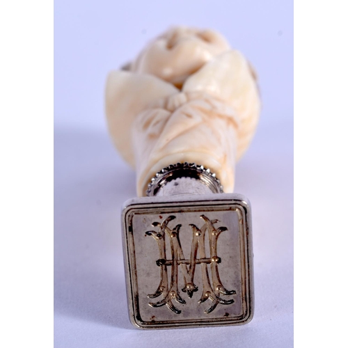 2137 - A 19TH CENTURY FRENCH NAPOLEON II L'AIGLON IVORY DESK SEAL. 6.5 cm high.