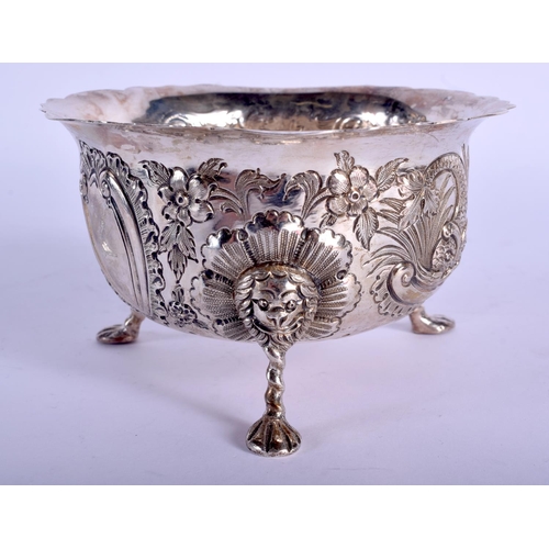 2240 - AN EARLY 20TH CENTURY IRISH SILVER SUGAR BOWL by Charles Lambe. Dublin 1903. 95 grams. 10 cm wide.