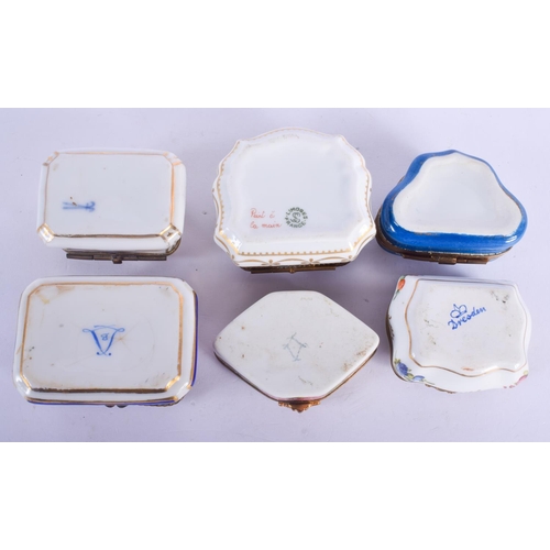 2435 - SIX EARLY 20TH CENTURY CONTINENTAL PORCELAIN BOXES. (6)