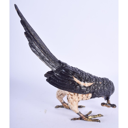 2466 - A CONTEMPORARY COLD PAINTED BRONZE MAGPIE. 20 cm x 11 cm.