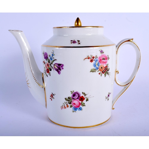 353 - Early 19th c. Paris porcelain teapot and cover of barrel shape finely painted with floral sprays. 15... 