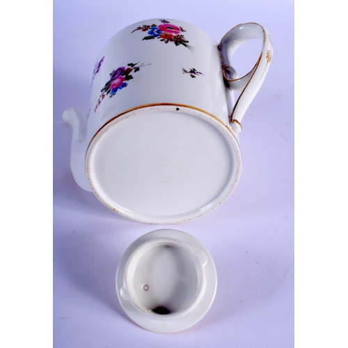 353 - Early 19th c. Paris porcelain teapot and cover of barrel shape finely painted with floral sprays. 15... 