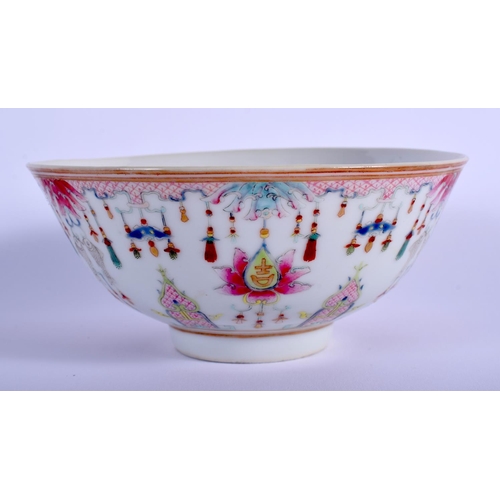 1004 - AN EARLY 20TH CENTURY CHINESE FAMILLE ROSE PORCELAIN BOWL Guangxu, painted with Middle Eastern style... 