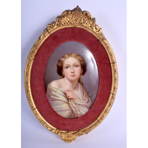 106 - AN ANTIQUE KPM BERLIN PORCELAIN PLAQUE painted with a pretty female in robes. Porcelain 16 cm x 11 c... 