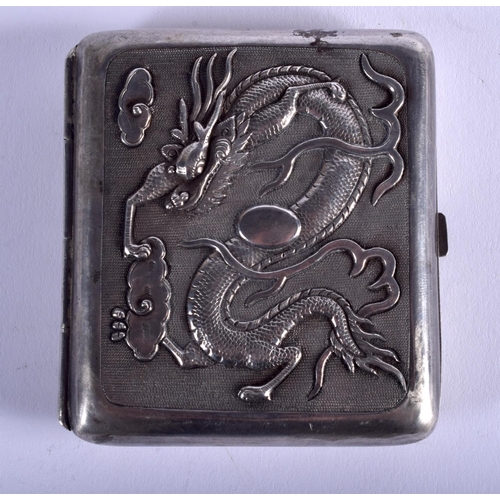 1074 - A 19TH CENTURY CHINESE EXPORT SILVER CASE in the manner of Wang Hing. 75 grams. 6.5 cm x 7.5 cm.