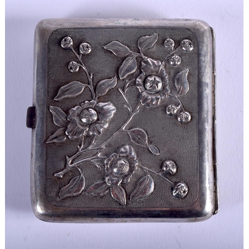 1074 - A 19TH CENTURY CHINESE EXPORT SILVER CASE in the manner of Wang Hing. 75 grams. 6.5 cm x 7.5 cm.