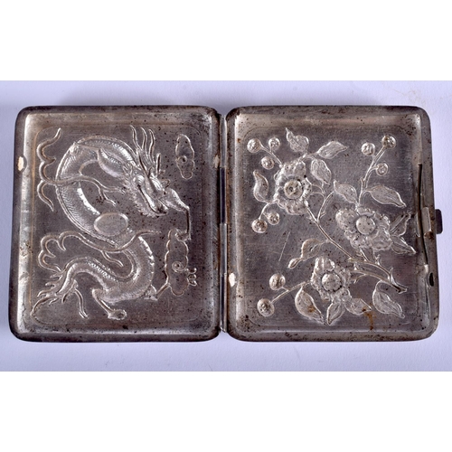 1074 - A 19TH CENTURY CHINESE EXPORT SILVER CASE in the manner of Wang Hing. 75 grams. 6.5 cm x 7.5 cm.