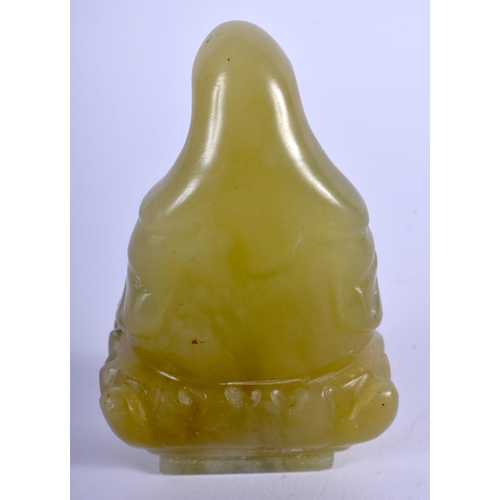 1083 - AN EARLY 20TH CENTURY CHINESE CARVED GREEN JADE FIGURE OF GUANYIN Late Qing/Republic. 7 cm x 4.25 cm... 