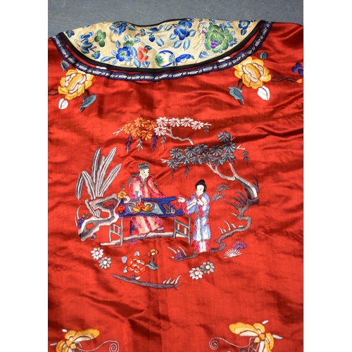 1114 - AN EARLY 20TH CENTURY CHINESE SILKWORK EMBROIDERED ROBE Late Qing/Republic. 110 cm x 138 cm.