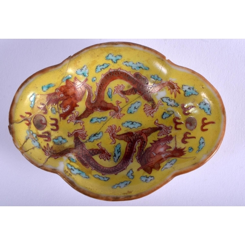 1179 - A 19TH CENTURY CHINESE FAMILLE JAUNE PORCELAIN LOBED DISH painted with dragons. 8.5 cm x 6.5 cm.