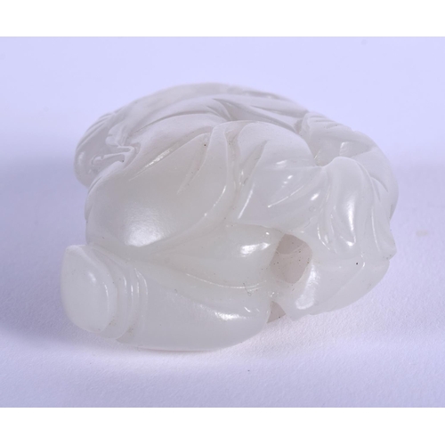 1215 - AN EARLY 20TH CENTURY CHINESE CARVED GREENISH WHITE JADE FIGURE Late Qing/Republic. 5.5 cm x 3.5 cm.