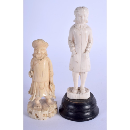 1225 - A VERY RARE 19TH CENTURY CHINESE CARVED IVORY FIGURE OF A WESTERNER together with a smaller ivory fi... 