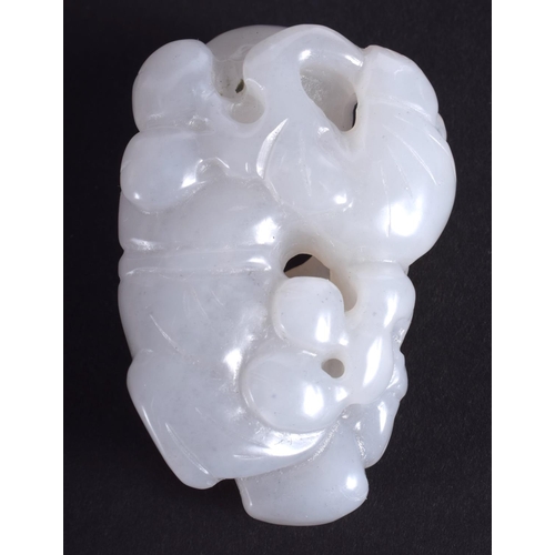 1271 - AN EARLY 20TH CENTURY CHINESE CARVED WHITE JADE FIGURE OF A BOY Late Qing/Republic. 4 cm x 2.75 cm.