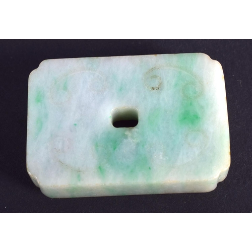 1277 - AN EARLY 20TH CENTURY CHINESE CARVED GREEN JADE PLAQUE Late Qing/Republic. 3.5 cm x 2.75 cm.