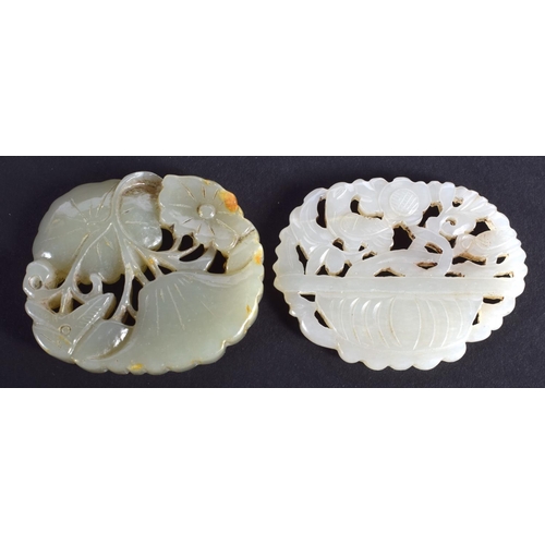 1285 - TWO EARLY 20TH CENTURY CHINESE CARVED GREEN JADE PLAQUES Late Qing/Republic. Largest 4 cm x 3.5 cm. ... 