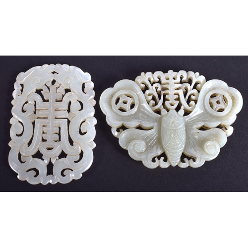 1291 - TWO EARLY 20TH CENTURY CHINESE CARVED GREEN JADE PLAQUES Late Qing/Republic. Largest 4 cm x 3.5 cm. ... 