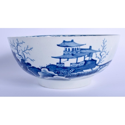 70 - AN 18TH CENTURY WORCESTER BLUE AND WHITE BOWL painted with landscapes. 18 cm diameter.