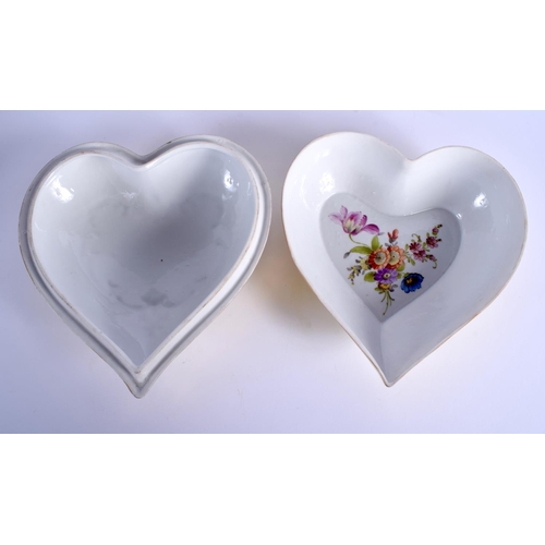 71 - A RARE 19TH CENTURY DRESDEN PORCELAIN HEART SHAPED BOX AND COVER painted with lovers within a landsc... 