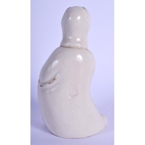 1356 - A 19TH CENTURY CHINESE BLANC DE CHINE FIGURE OF GUANYIN of small proportions. 9.5 cm high.