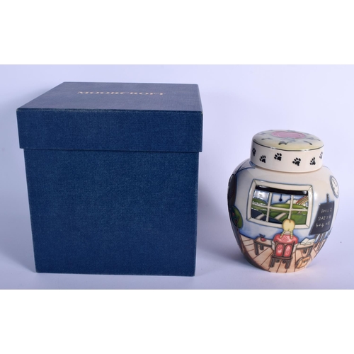 74 - A BOXED MOORCROFT LIMITED EDITION COLLECTORS CLUB GINGER JAR C2009 No 18 of 250, decorated with dadd... 