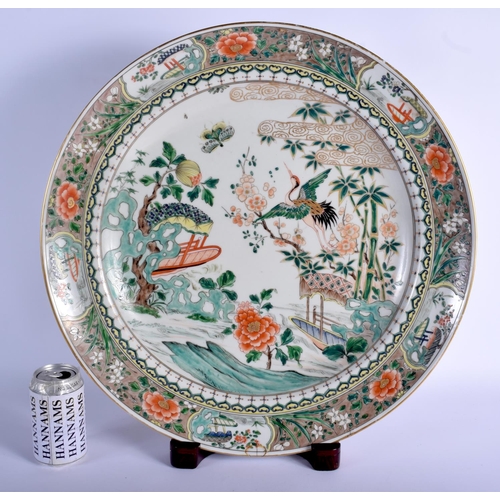 97 - A LARGE 19TH CENTURY FRENCH SAMSONS OF PARIS FAMILLE VERTE DISH painted in the Chinese Export taste.... 