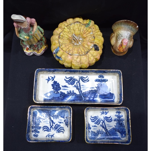 3003 - Quantity of English ceramics