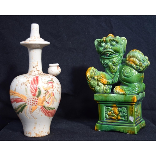 3027 - Chinese Ceramic Foo Dog and a ceramic vessel.  28 cm