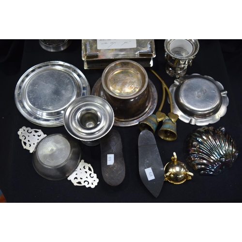 3036 - Group of Mixed metal items (Qty)