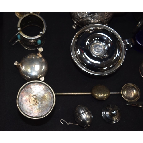 3037 - Group of silver plated items (Qty|)