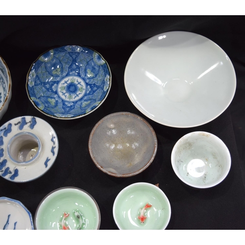 3041 - Group of oriental ceramics (Qty)