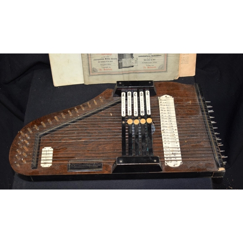 3082 - A Robert Dunlop & Co Autoharp