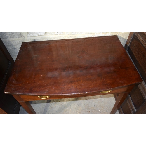 3093 - A George III Table. 
Height – 29.5 inches
Length – 34 inches
Depth – 22 inches