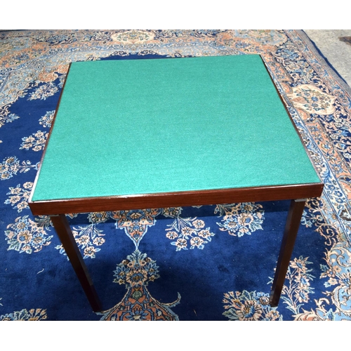 3111 - A folding Card Table