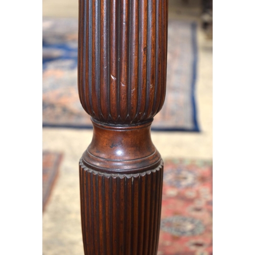 3116 - A wooden Lampstand.  152 cm high