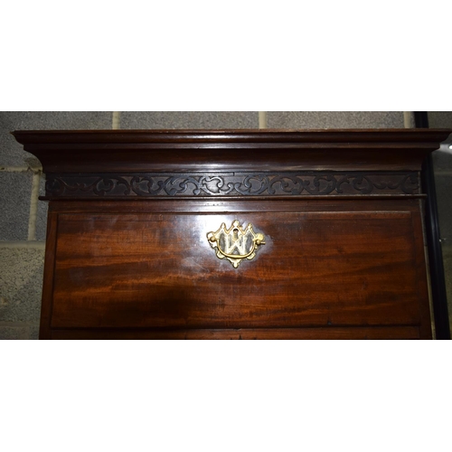 3120 - George III mahogany 6  drawer Chest.  174cm x 69cm