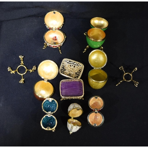 3129 - Collection of enamelled eggs  qty